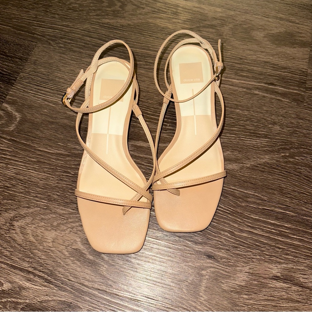 Dolce Vita Beige Strappy Square-Toe Sandals